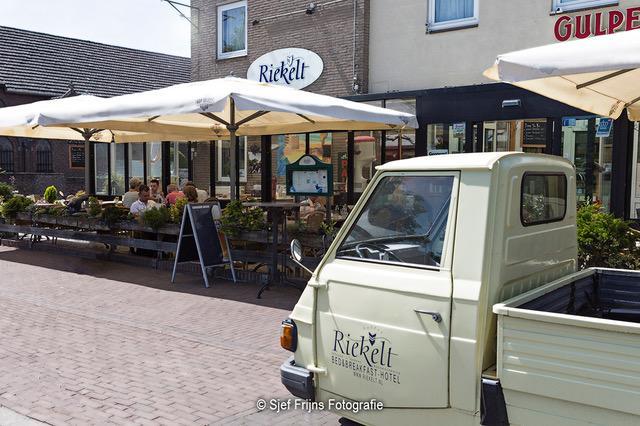 B&B - Eetcafe - Riekelt Gronsveld エクステリア 写真